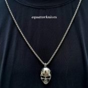 Kalung stainless steel anti karat bandul kepala tengkorak panjang 68 cm diameter 3mm